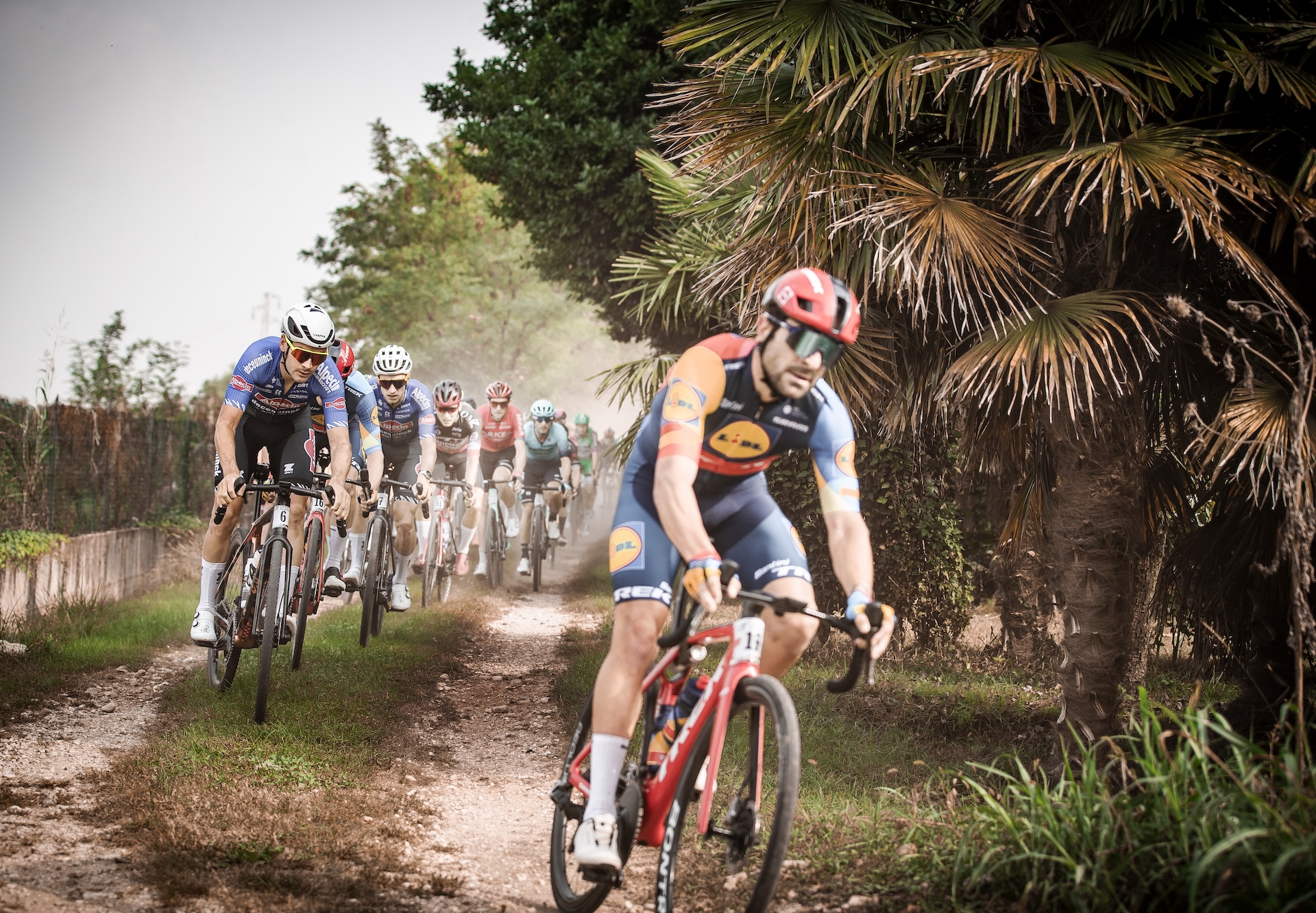 86 CYCLISTS READY FOR THE CHALLENGE ON THE CITTADELLA DIRT ROADS